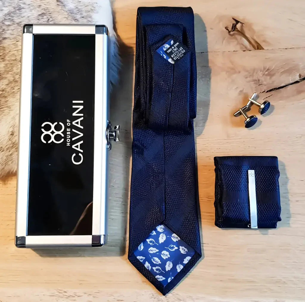 Cavani Gentlemen's Set Navy Blue Tie Handkerchief Clip