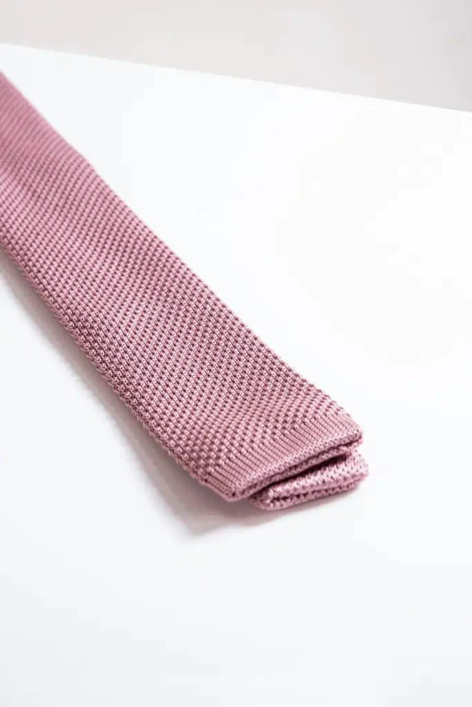 Tie Marc Darcy pink knitted